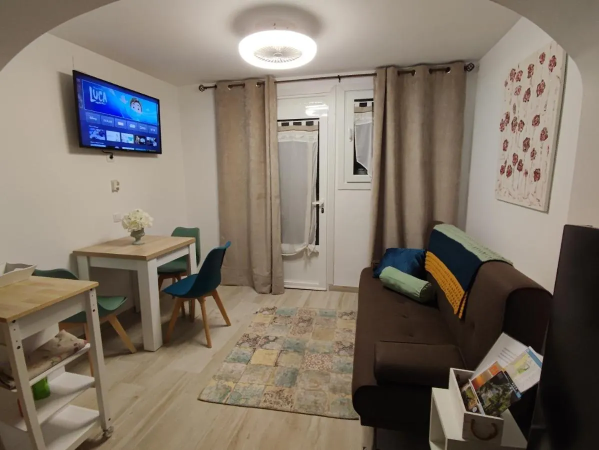 Apartamento Wifi Alta Velocidad, Netflix, Piscina Y Jardin Privados Apartment Miami Playa
